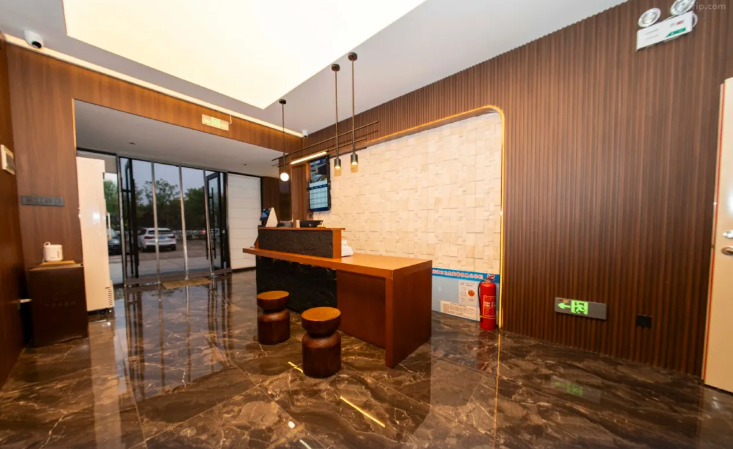 鸿蒙电竞酒店（禹王路分店）
